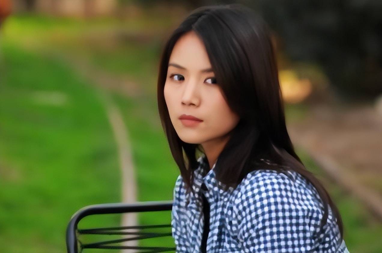 今独自抚养孩子的曹曦文活成人生赢家AG真人网曾情断陈思诚嫁给富商如(图13) 今独自抚养孩子的曹曦文活成人生赢家AG真人网曾情断陈思诚嫁给富商如(图13)